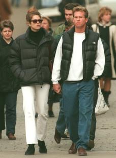 Cindy Crawford and Val Kilmer walking in Moscow.