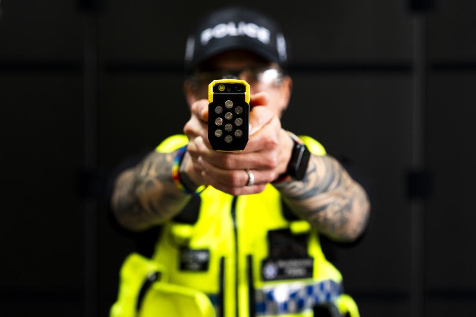 Police Unveil Powerful New 1,000 Volt Tasers Capable of Stunning Criminals from 45 Feet Away