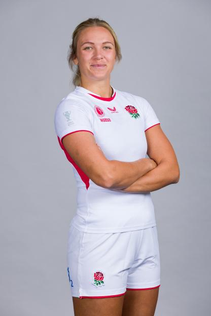 Portrait of Zoe Aldcroft, an England women's rugby player.