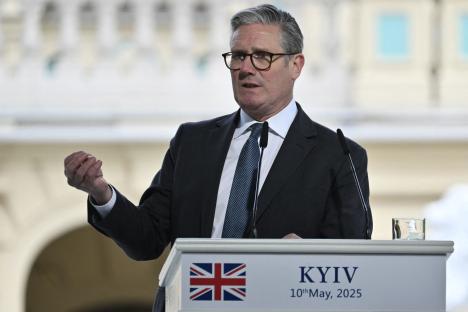 We owe unconditional 30-day ceasefire in Ukraine to our WW2 heroes, says Starmer as Russia faces ‘painful’ sanctions