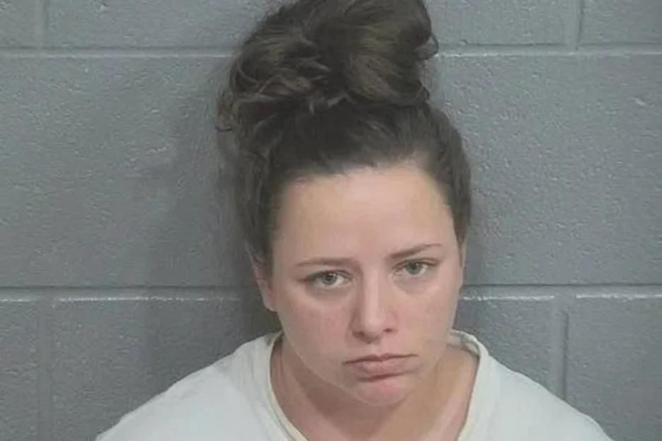 30-Year-Old Substitute Teacher Caught Video Calling Underage Student While Naked in Shower to Plan Sexual Encounter, Police Report