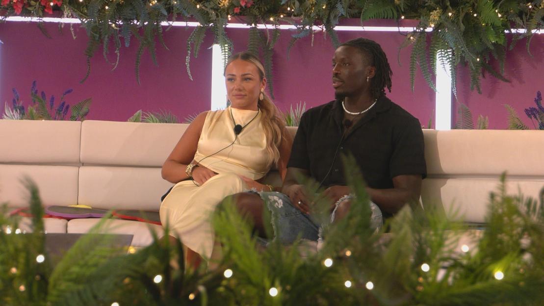 Megan Moore and Dejon Noel-Williams on Love Island.