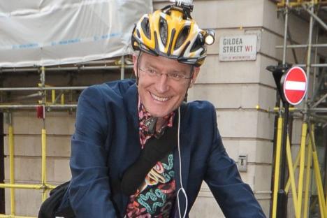 Jeremy Vine slammed over cycling videos by Tour de France commentator