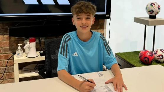 Who is Chelsea wonderkid Camden Schaper and how much did the Blues pay for him?