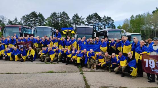 Russia, Ukraine swap 205 prisoners of war each