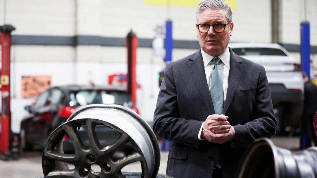 Sir Keir Starmer promises to ‘drive down cost of motoring’ as he makes potholes pledge & vows to ease pressure on bills