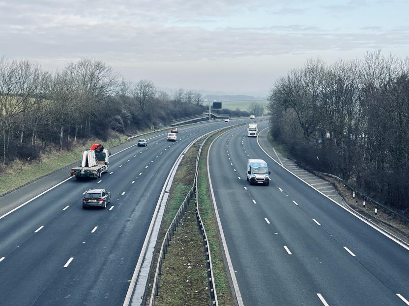 M6 and M4 closed over serious crashes with drivers facing long delays & warned to avoid the areas – see full diversions
