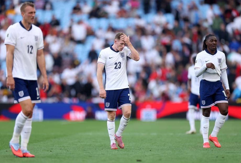 England soccer players on the field.