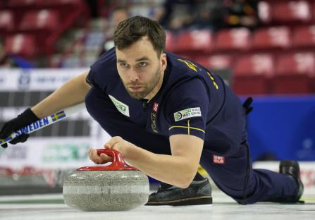 Curling - World Men's Curling Championship - Mosaic Place, Moose Jaw, Saskatchewan, Canada - April 1, 2025 Sweden's Oskar Eriksson in action during their match against Switzerland REUTERS/Todd Korol