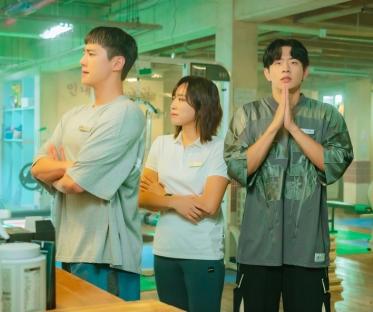 Lee Jun Young Is Caught Off Guard By Jeong Eun Ji's Refund Request In “Pump Up The Healthy Love” 3