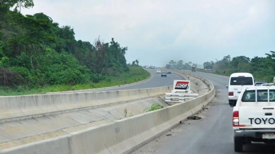 Nigerian govt to begin emergency repairs on Lagos-Ibadan Expressway bridges