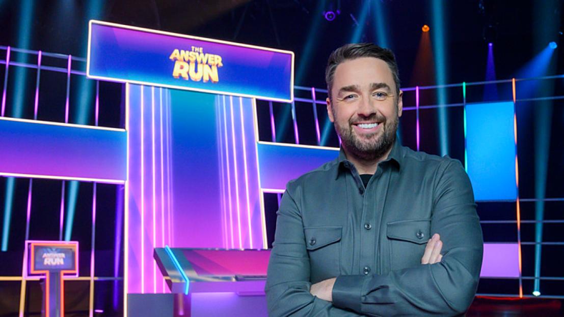 Jason Manford on the set of The Answer Run.