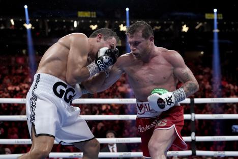 Canelo Alvarez boxing Gennady Golovkin.