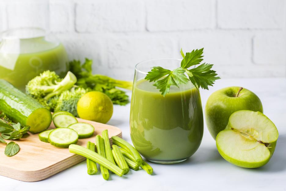 Glass-green-celery-juice-celery-851426586
