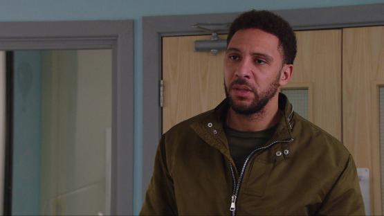 Billy Fletcher from Emmerdale looking worried.