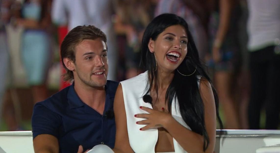 Nathan Massey and Cara De La Hoyde, winners of Love Island.