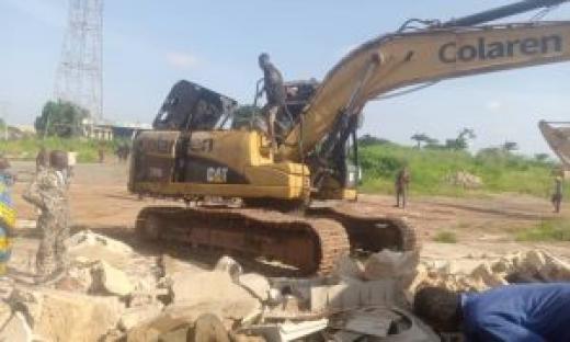 Uproar as Imo Govt demolishes EEDC District office, DisCo expresses shock
