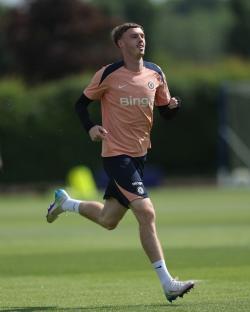 Cole Palmer of Chelsea running during a training session.