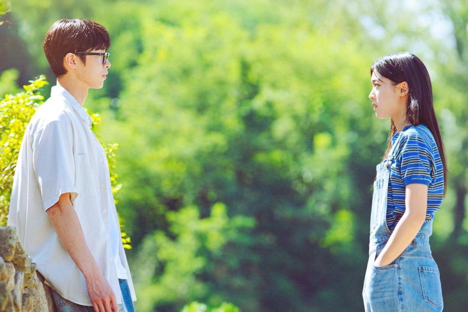 Lee Jae Wook And Choi Sung Eun Look Into Each Other’s Eyes In First Poster For “Last Summer”