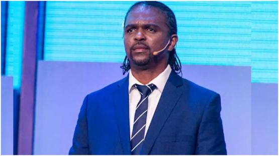 NLO: Kanu demands success from Enyimba Feeders