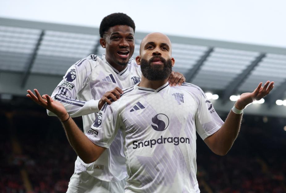 Liverpool vs Man Utd LIVE: Premier League Showdown Kicks Off with Stunning 62-Second Opener from Mbeumo – Stay Tuned for Updates!