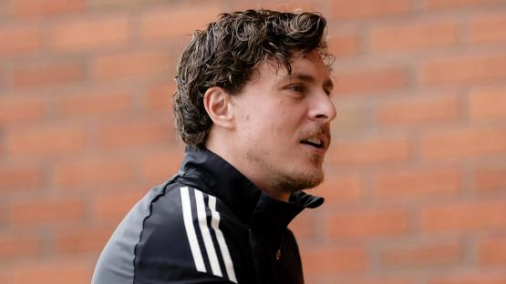 Ruben Amorim reveals Man Utd star Lindelof had to leave Old Trafford at half-time after ‘personal issue’