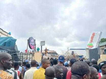 BREAKING: Many feared dead as building collapses in Ojodu-Berger, Lagos