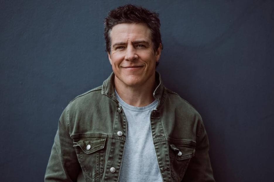 Stephen Peacocke, portraying Brax Braxton in Home and Away.
