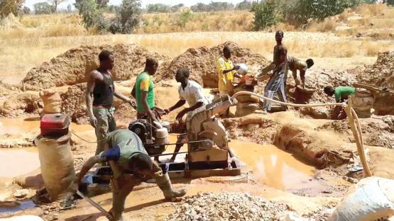 FG shuts down illegal mining site in Kaduna