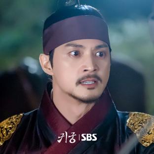 Yook Sungjae And Kim Ji Hun&#8217;s Tense Confrontation Turns Violent In “The Haunted Palace” 3