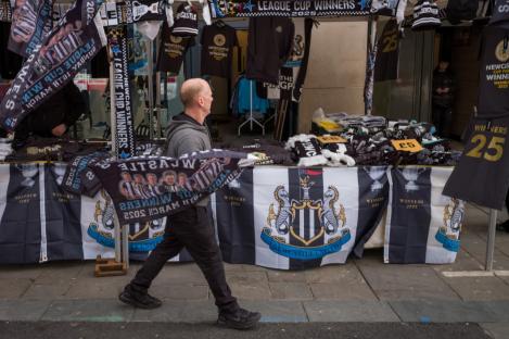 Newcastle trophy parade LIVE: Toon Army gather to celebrate HISTORIC Carabao Cup victory over Liverpool