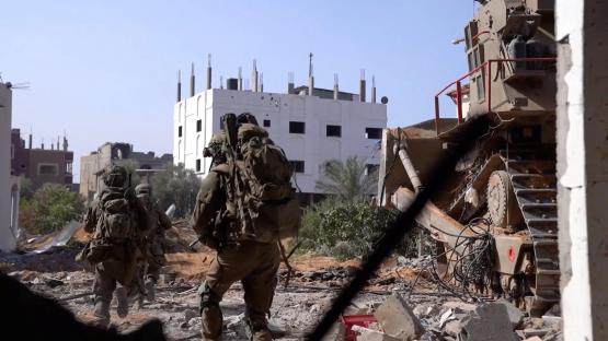 Israeli forces intercept Houthi missiles