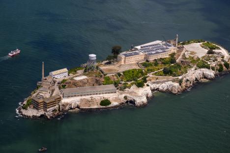 Trump orders reopening of notorious Alcatraz prison after 60 years to lock up America’s ruthless ‘dregs of society’