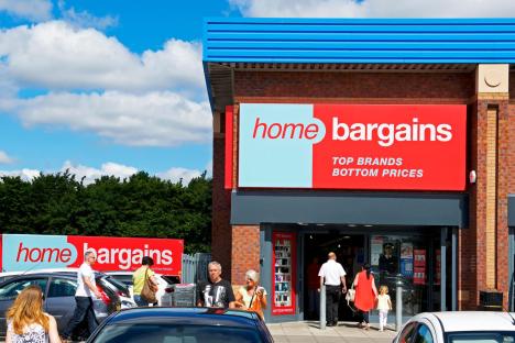 Home Bargains shoppers spot ‘fab’ new garden decorations to spruce up lawns for spring