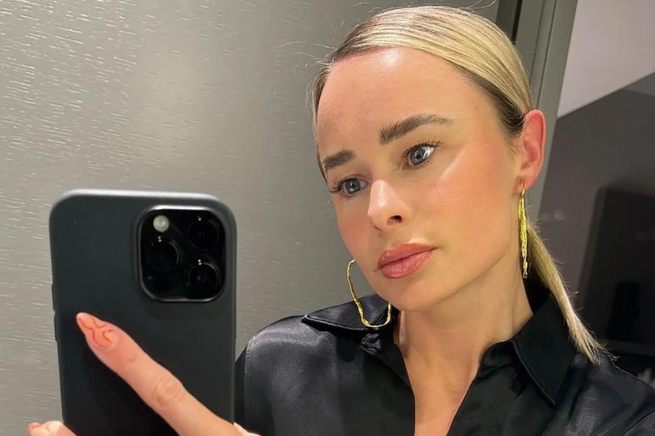 MAFS UK sign up stunning blonde with three ITV soap star pals