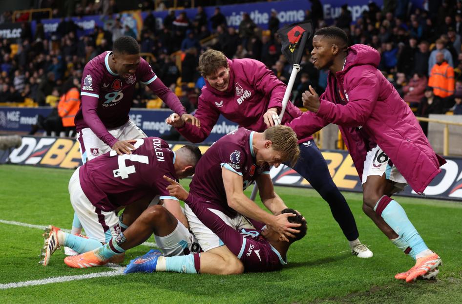 Wolverhampton Wanderers v Burnley - Premier League - Molineux Stadium