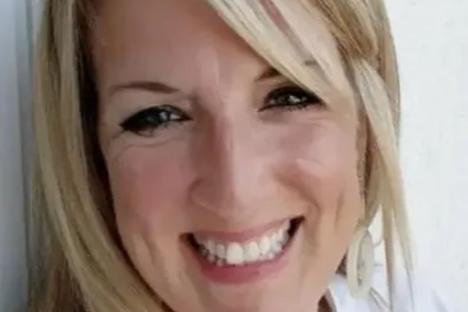 Cops arrest mum & ‘treat her like murderer’ for confiscating kids’ iPads – but still ignore Greggs shoplifting epidemic