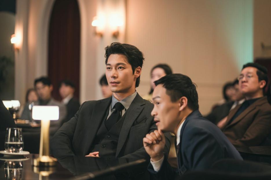 Lee Dong Wook And Park Hoon Can&#8217;t Take Their Eyes Off Lee Sung Kyung In &#8220;The Nice Guy&#8221; 3
