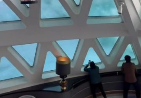 Terrifying moment cruise ship slams into huge 40ft waves & passengers are thrown to floor in infamous Drake Passage