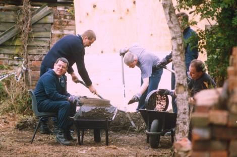 Mandatory Credit: Photo by South West News Service/REX/Shutterstock (229003c) POLICE EXCAVATING THE GARDEN OF 25 CROMWELL STREET, GLOUCESTER FRED AND ROSEMARY WEST MURDERS, BRITAIN - 1994