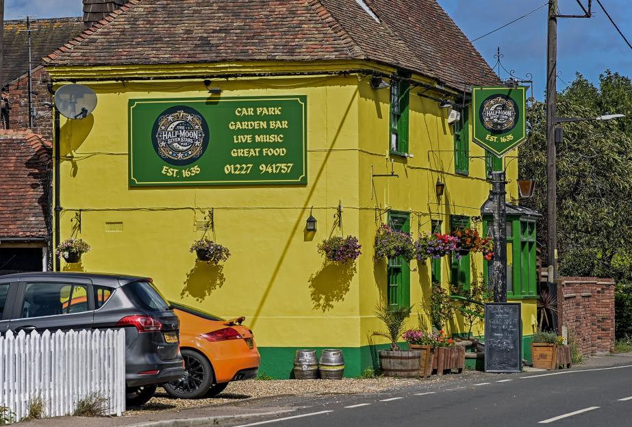 The Half Moon Seven Stars pub in Preston, Kent.