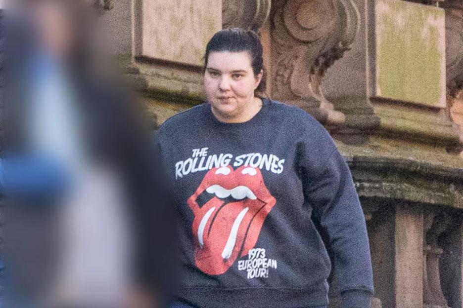 Honeytrap gang who lured lovestruck colleague to flat where they battered him over £150 debt jailed