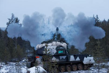 Putin ‘will rebuild depleted army to attack Nato in TWO YEARS after Ukraine ceasefire’ as tyrant dodges crunch talk
