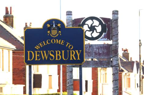 Welcome to Dewsbury sign.
