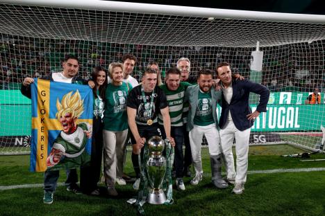 Mandatory Credit: Photo by Valter Gouveia/NurPhoto/Shutterstock (15307427cz) Viktor Gyokeres, forward of Sporting CP, celebrates after winning the Liga Portugal Betclic match between Sporting CP and Vitoria SC at Estadio Jose de Alvalade in Lisbon, Portugal, on May 17, 2025. Sporting CP v Vitoria Guimaraes - Liga Portugal Betclic 2024/2025, Lisbon - 18 May 2025