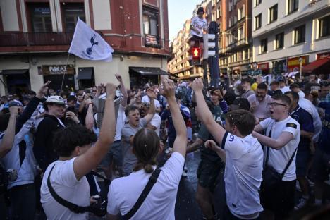 BILBAO, SPAIN - MAY 20: Fans of Tottenham Hotspur gather to show their support to their team ahead of the UEFA Europa League Final football match between Tottenham Hotspur and Manchester United at San Mames Stadium in Bilbao Spain on May 20, 2025. (Photo by Burak Akbulut/Anadolu via Getty Images)