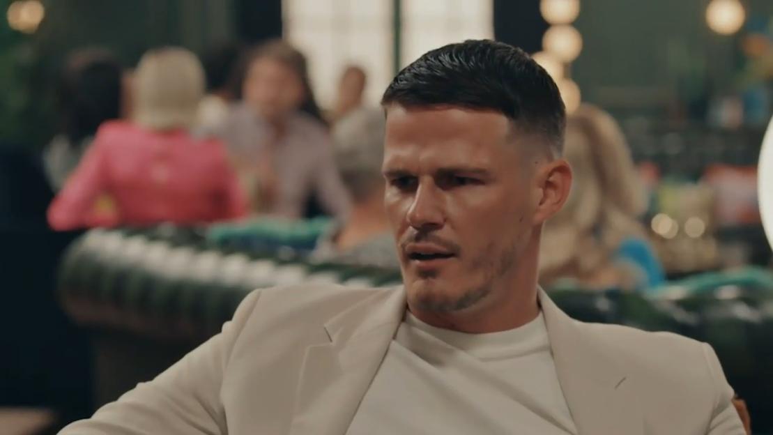 Steven on MAFS looks confused while sitting in a restaurant.