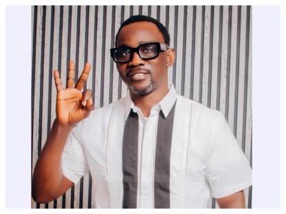 Pasuma escapes as thugs attack convoy in Osun