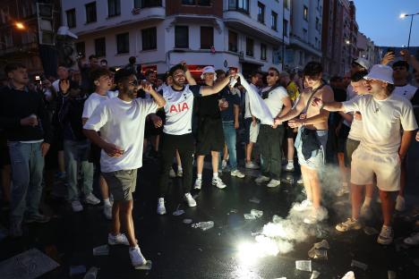 Tottenham Hotspur fans celebrating in Bilbao.