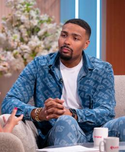 Who is Jordan Banjo and when is he fighting former Love Islander Wil Anderson in the Misfits Boxing event?